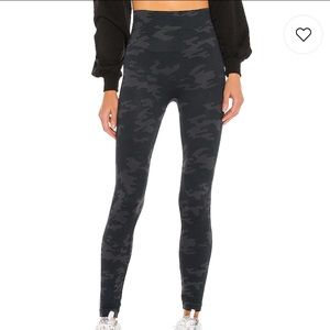 Spanx Camo Look at Me Now leggings